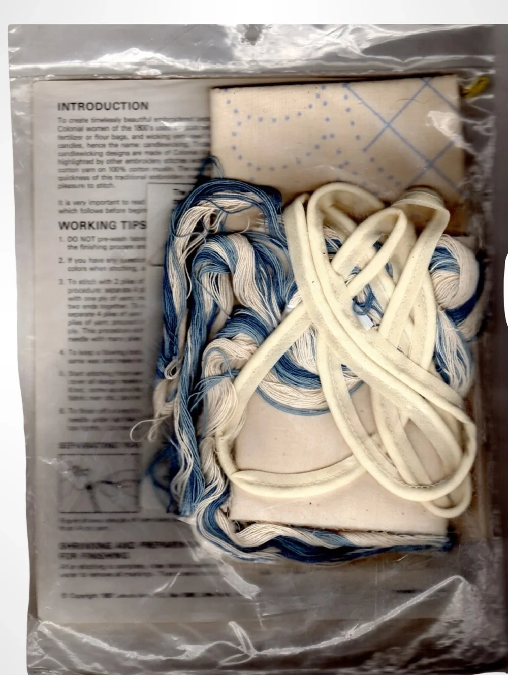 Leisure Arts 'Wicking' Beginner's Candlewicking Kit Feather Circle Design